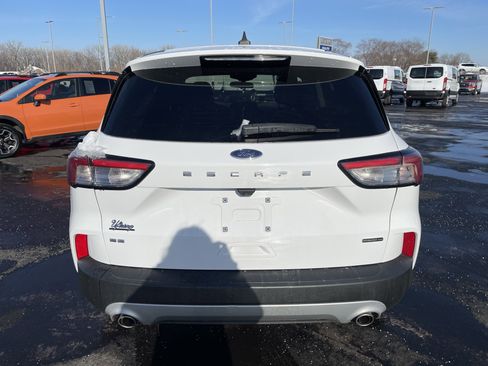 Used 2022 Ford Escape SE w/ Convenience Package image 4