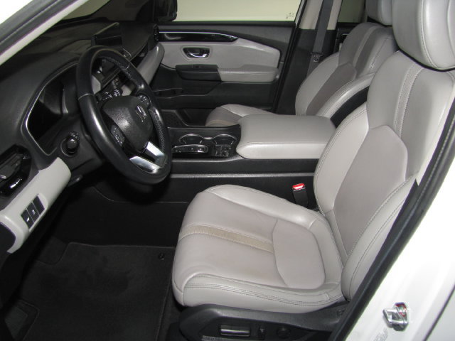 Certified 2024 Honda Pilot Touring image 32