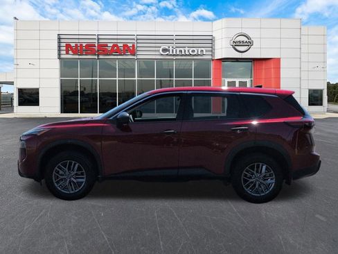 Certified 2025 Nissan Rogue S FWD image 6