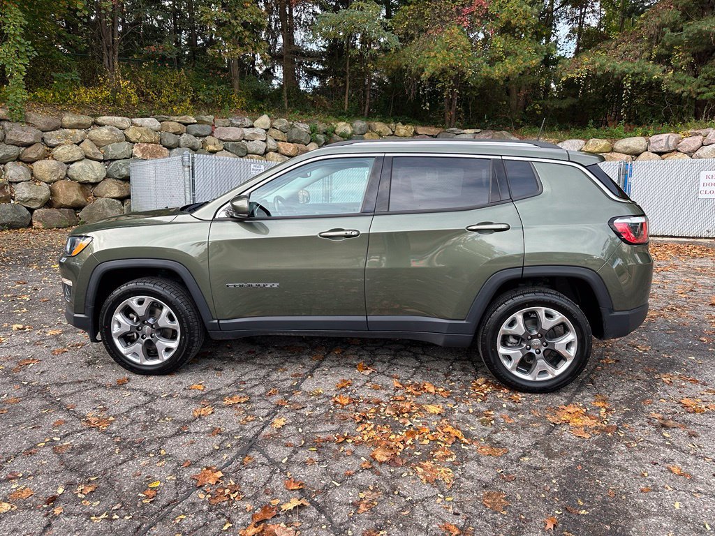 Used 2019 Jeep Compass Limited AWD/4WD image 2