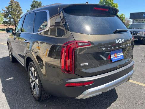 Used 2022 Kia Telluride S AWD/4WD image 7
