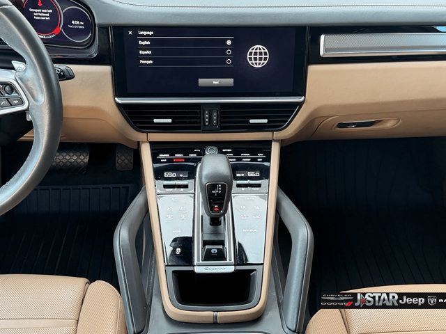 Used 2023 Porsche Cayenne Platinum Edition AWD/4WD image 14