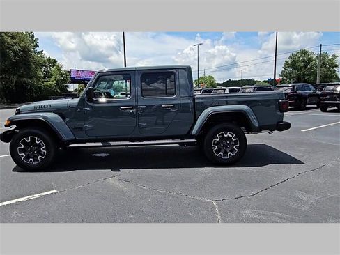 New 2025 Jeep Gladiator Sport w/ Premium Package image 26