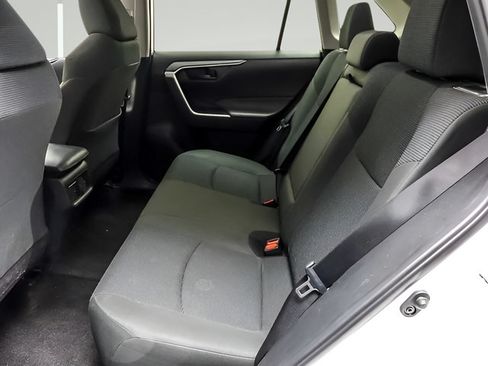 Certified 2025 Toyota RAV4 LE FWD image 9