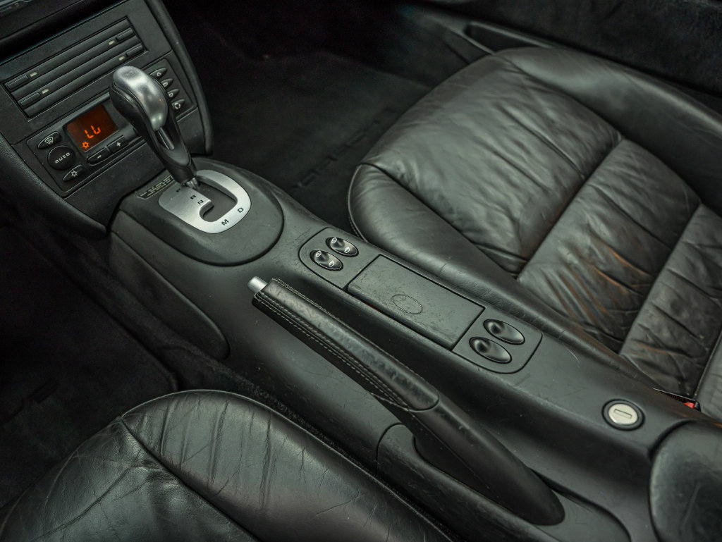 Used 2003 Porsche 911 Turbo AWD/4WD image 36