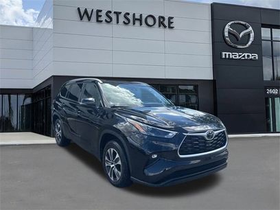 Used 2023 Toyota Highlander XLE