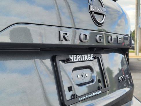 Used 2024 Nissan Rogue SV AWD/4WD image 34