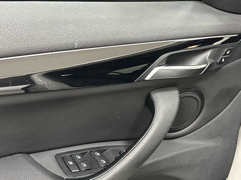 Used 2019 BMW X1 xDrive28i image 15