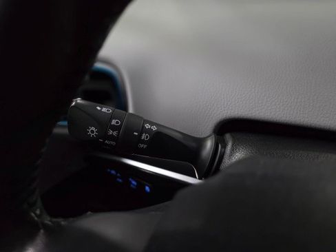 Used 2018 Toyota Prius Prime Advanced image 20