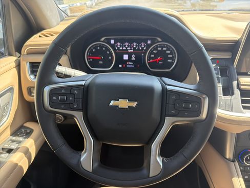 Used 2021 Chevrolet Tahoe Premier AWD/4WD image 18