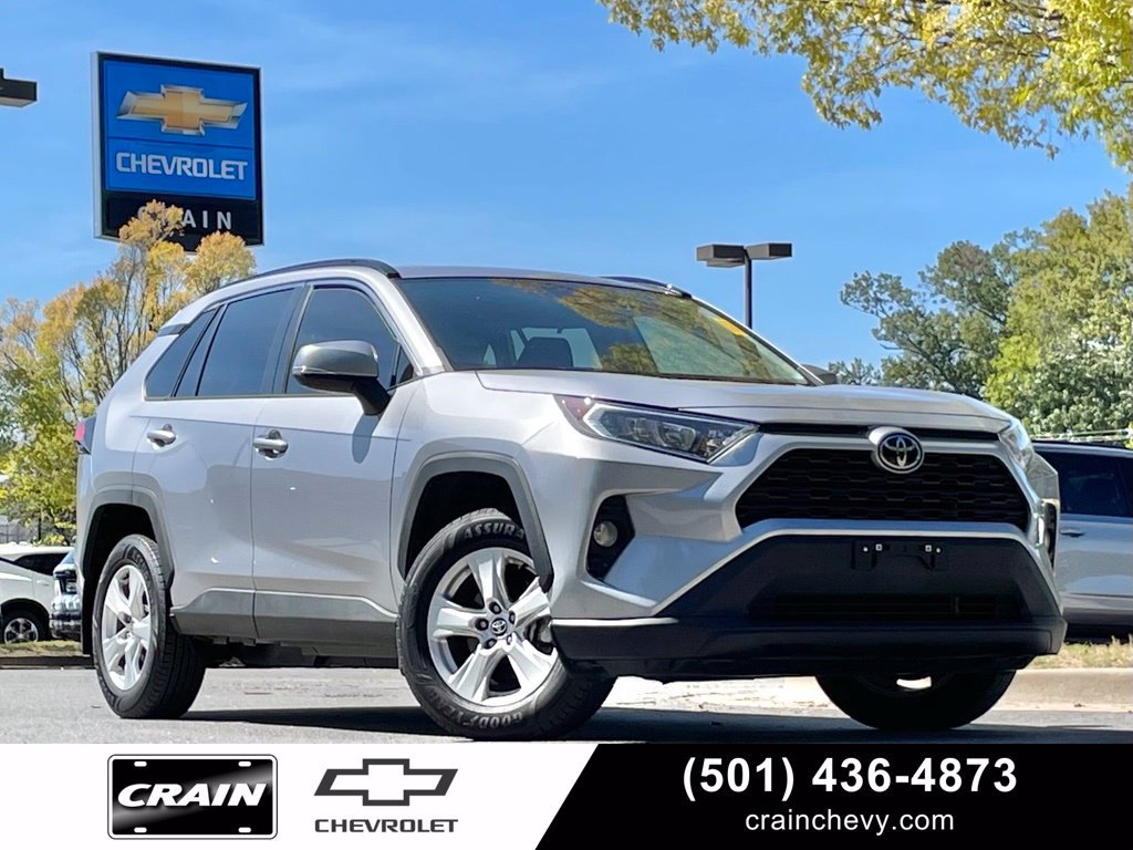 Used 2021 Toyota RAV4 XLE AWD/4WD image 1