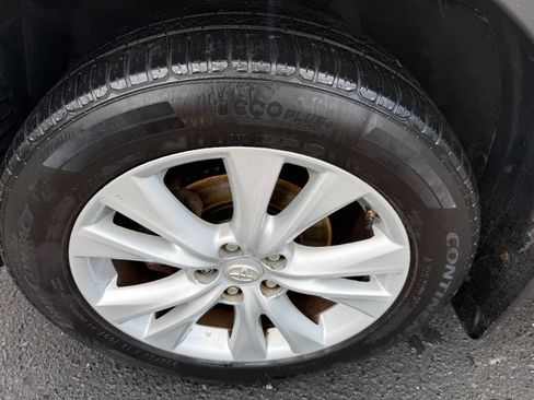 Used 2013 Toyota RAV4 Limited AWD/4WD image 9