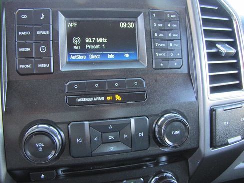 Used 2018 Ford F250 XLT image 42