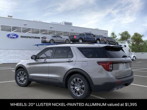 New 2026 Ford Explorer Active w/ Active Comfort Package AWD/4WD image 4