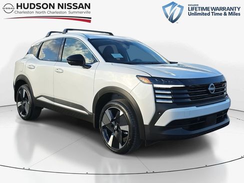 New 2026 Nissan Kicks SR w/ Cold Weather Package image 1