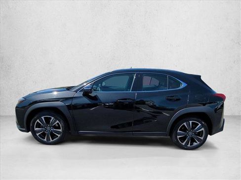 Used 2022 Lexus UX 200 UX 200 w/ Accessory Package (Z1) image 9