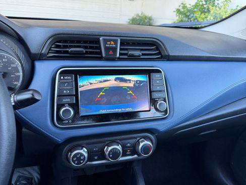 Used 2025 Nissan Versa SV image 24