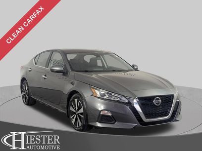 Used 2021 Nissan Altima 2.5 SV w/ SV Premium Package