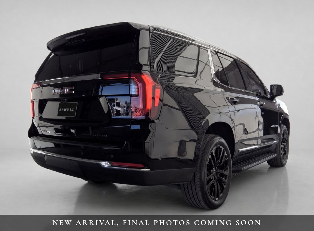 Used 2025 GMC Yukon Elevation w/ Elevation Premium Package AWD/4WD image 4