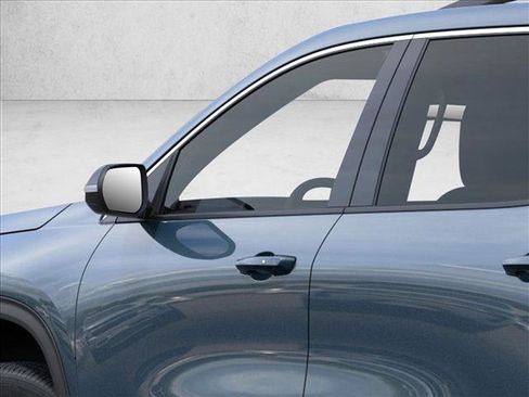 New 2026 Chevrolet Traverse LT w/ Driver Confidence Package image 12