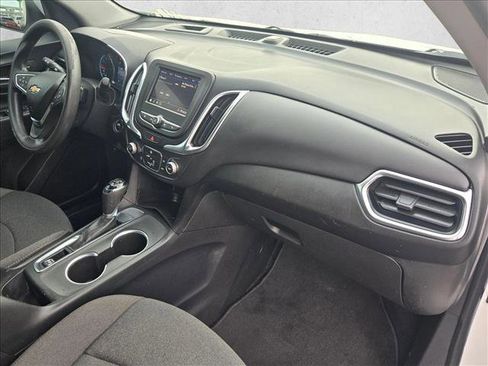 Used 2021 Chevrolet Equinox LT FWD image 20