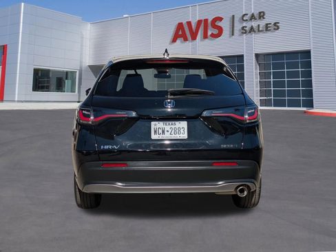 Used 2025 Honda HR-V Sport image 7