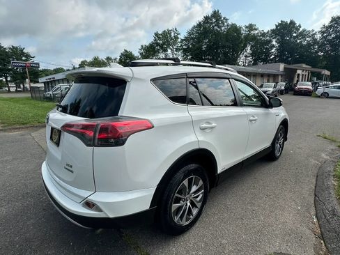 Used 2016 Toyota RAV4 XLE w/ Convenience Package AWD/4WD image 5