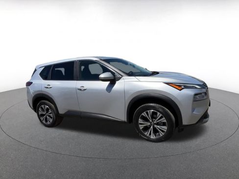 Used 2023 Nissan Rogue SV image 44