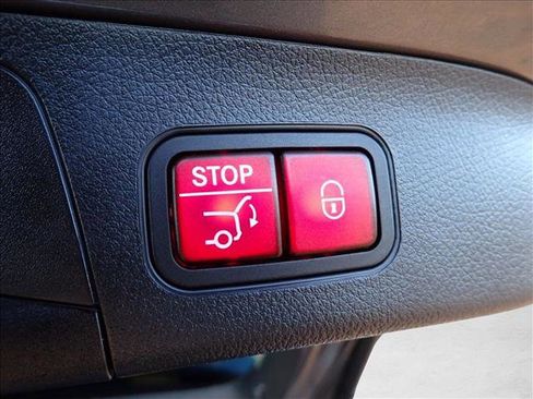 Used 2023 Mercedes-Benz GLA 35 AMG 4MATIC image 9