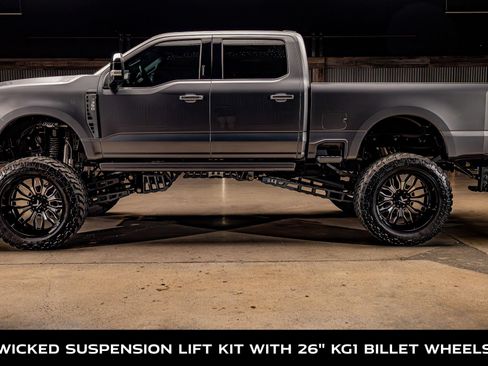 Used 2024 Ford F350 Platinum AWD/4WD image 4