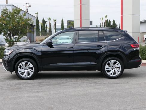 Used 2023 Volkswagen Atlas SE AWD/4WD image 7
