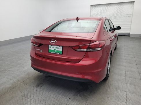 Used 2017 Hyundai Elantra SE image 7