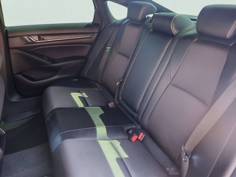 Used 2022 Honda Accord Sport image 25