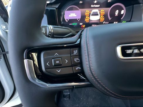 Used 2024 Jeep Wagoneer Launch Edition image 28