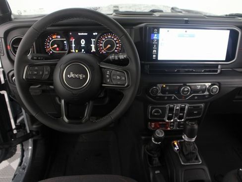 New 2026 Jeep Wrangler Unlimited Rubicon image 10