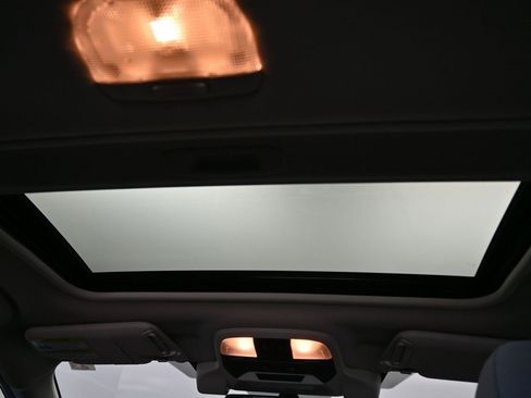 Used 2023 Subaru Crosstrek 2.0i Premium image 37