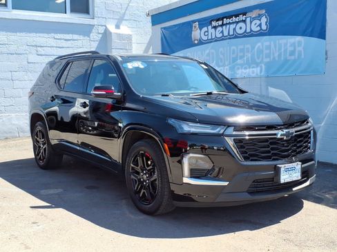 Certified 2023 Chevrolet Traverse Premier w/ Redline Edition AWD/4WD image 1