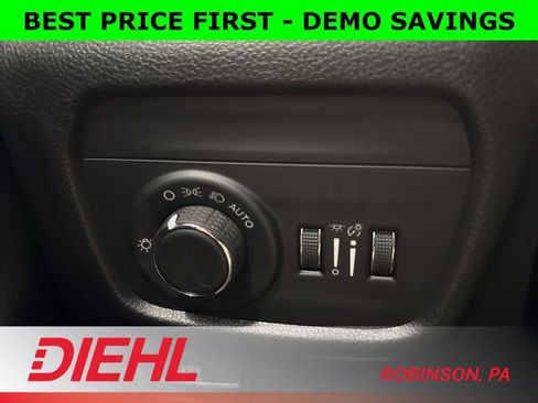 New 2026 Jeep Grand Cherokee Altitude AWD/4WD image 23