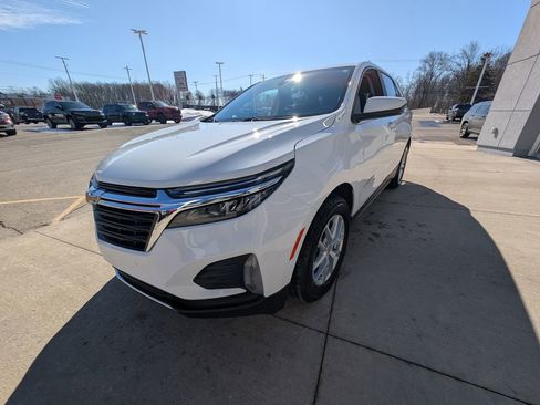 Used 2024 Chevrolet Equinox LT image 8