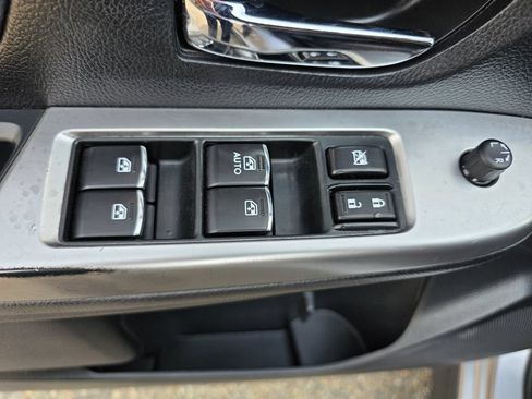 Used 2016 Subaru Crosstrek 2.0i Limited AWD/4WD image 14