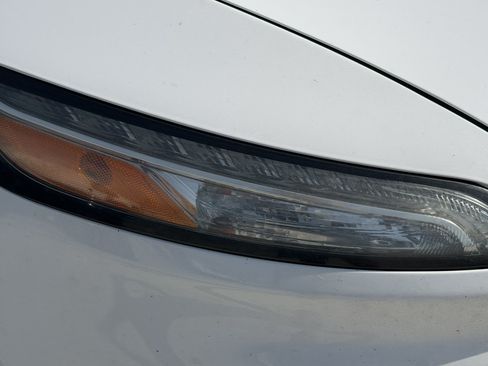 Used 2016 Jeep Cherokee High Altitude FWD image 14
