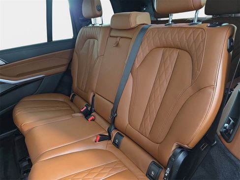 Certified 2024 BMW X7 M60i w/ Executive Package image 15