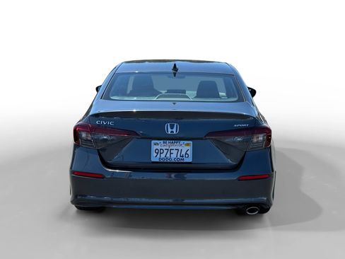 Used 2025 Honda Civic Sport image 4