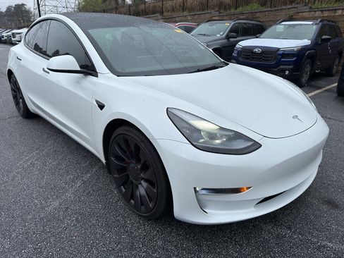 Used 2023 Tesla Model 3 Performance image 3
