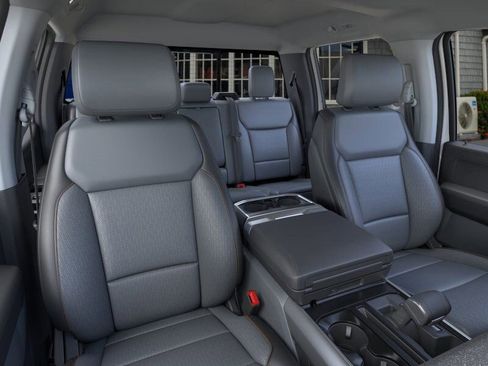 New 2025 Ford F150 Lariat w/ Equipment Group 501A Mid image 32