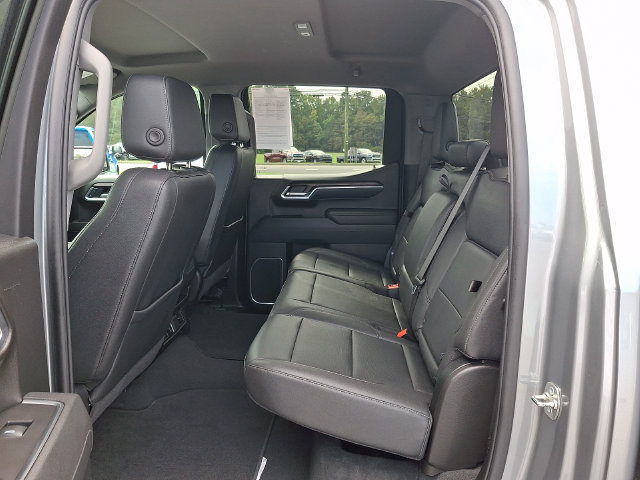 Certified 2025 GMC Sierra 1500 SLT RWD image 10