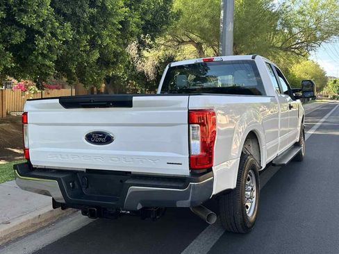 Used 2019 Ford F250 XL w/ XL Decor Group RWD image 8