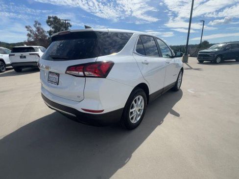 Used 2023 Chevrolet Equinox LT image 8