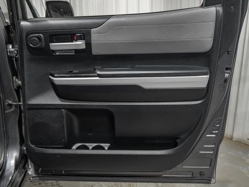 Used 2018 Toyota Tundra Limited AWD/4WD image 42