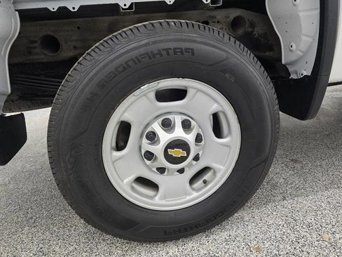 Used 2020 Chevrolet Silverado 2500 W/T w/ WT Convenience Package image 35